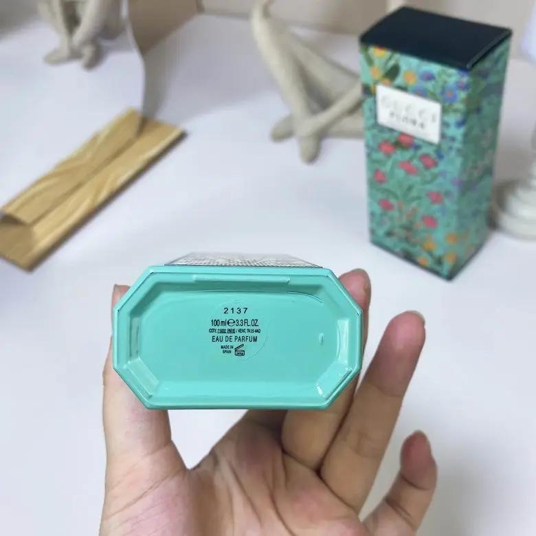 Gucci Women 100ml (1)