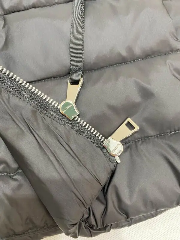 Moncler S-L fxtx08 (1)