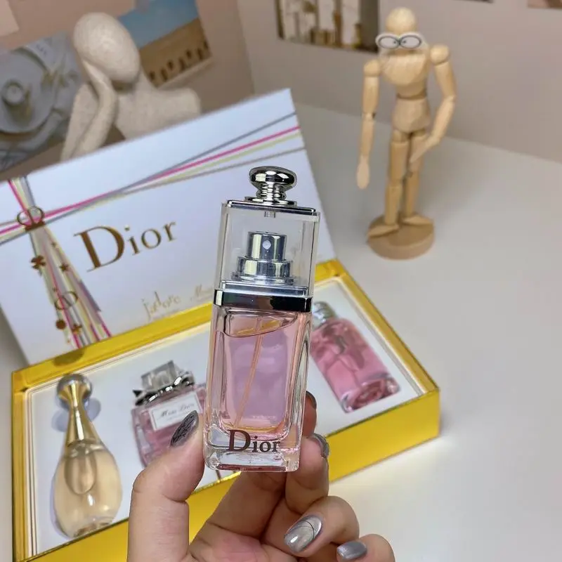 Dior woman 30mlX4 71 (7)