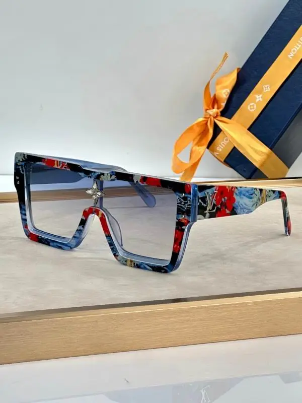 LV Glasses 08smh20 (1)