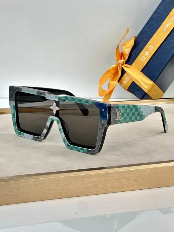 LV Glasses 08smh20 (1)