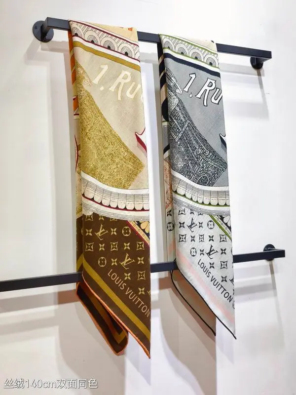 LV Scarf 140X140cm 70%羊绒30%真丝 E01 (18)