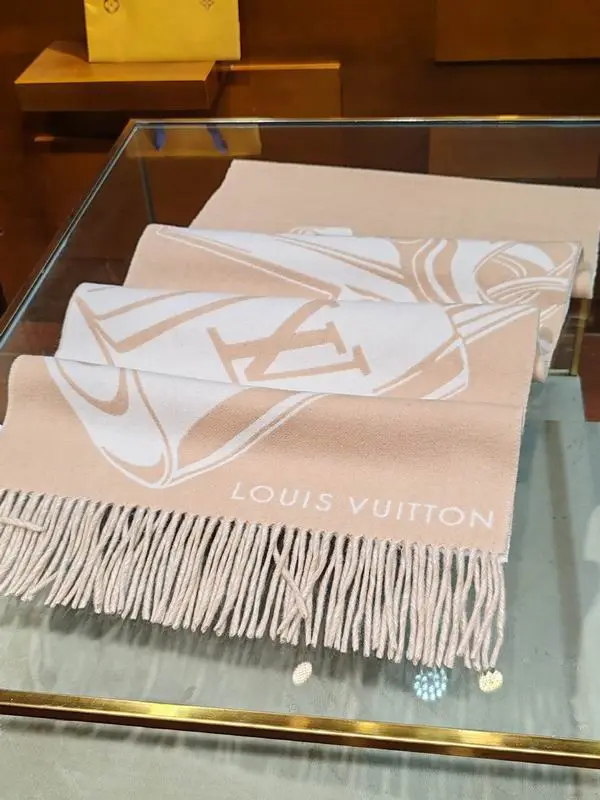 LV scarf 45X215cm 60%羊毛 40%山羊绒 E (16)