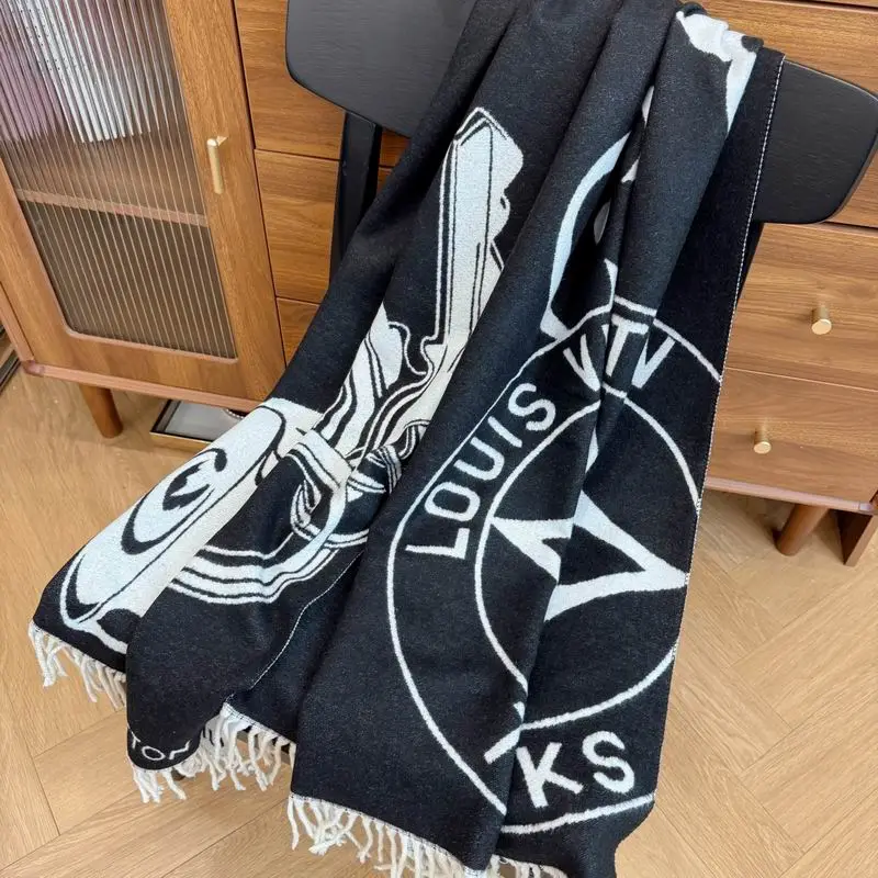LV Scarf 65X180cm E17 (27)
