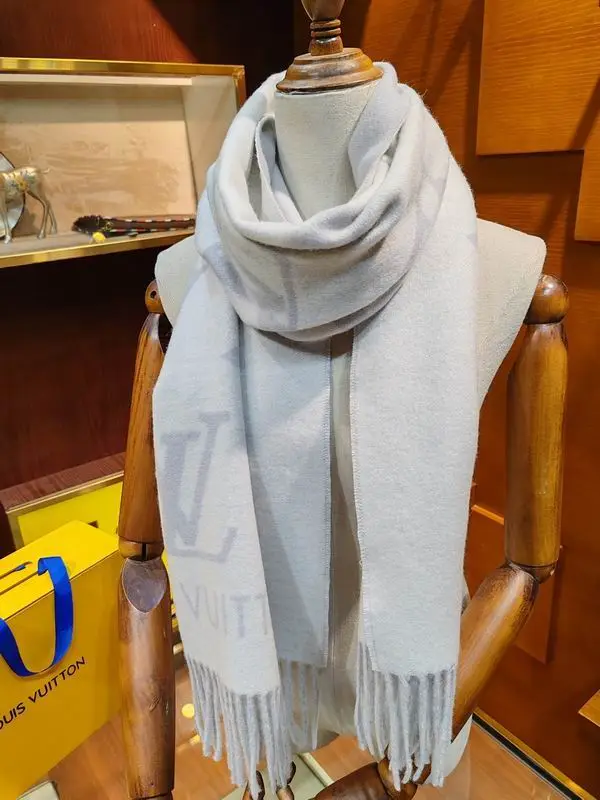 LV scarf 45X215cm 60%羊毛 40%山羊绒 E (17)