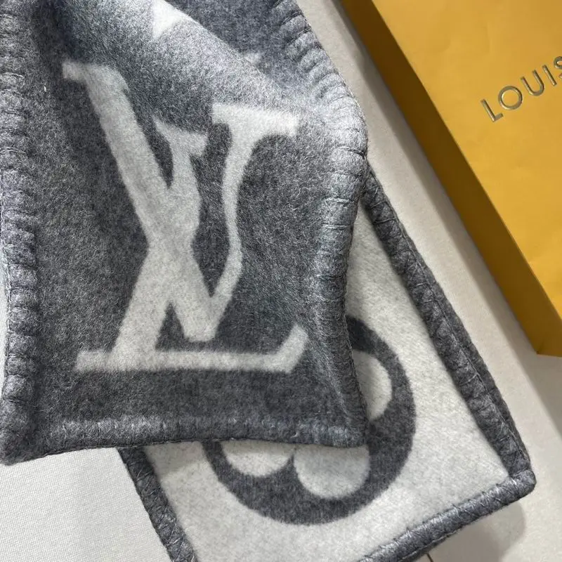LV scarf 20X230cm E (35)