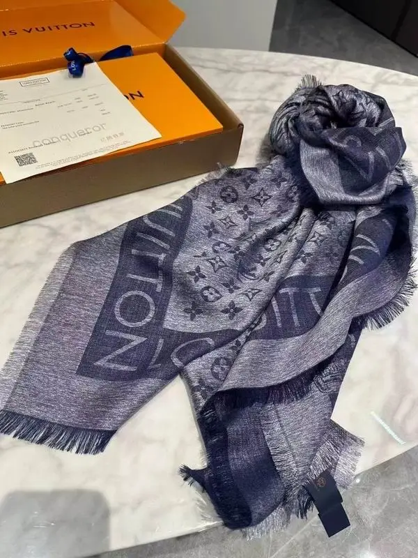 LV Scarf 140X140cm 70%羊绒30%真丝 E26 (26)