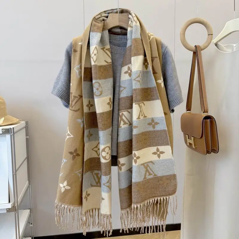 LV Scarf 65X180cm E06 (17)