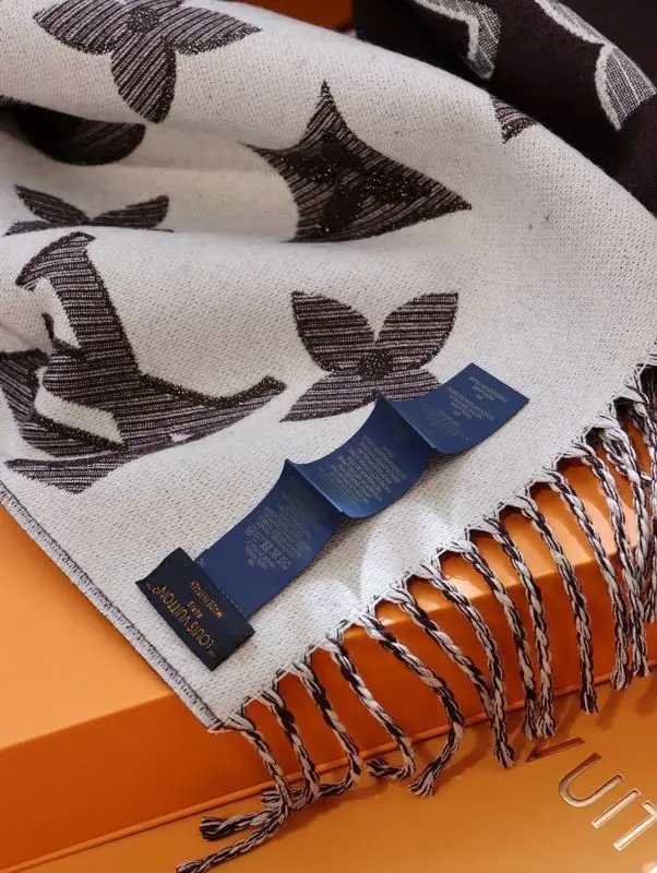 LV scarf 32X180cm E (1)