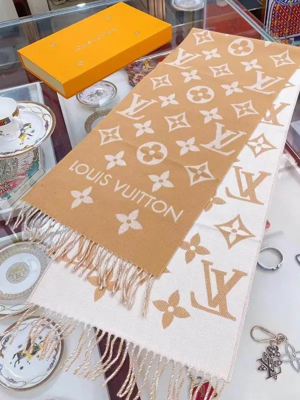 LV 34X180cm 100羊毛长巾 E (30)