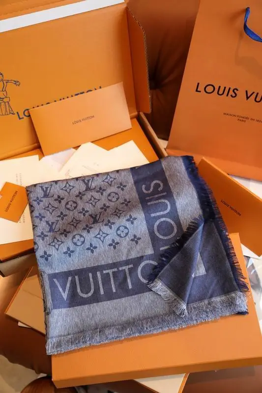 LV scarf 140X140cm 60%真丝 40%羊毛 E (18)