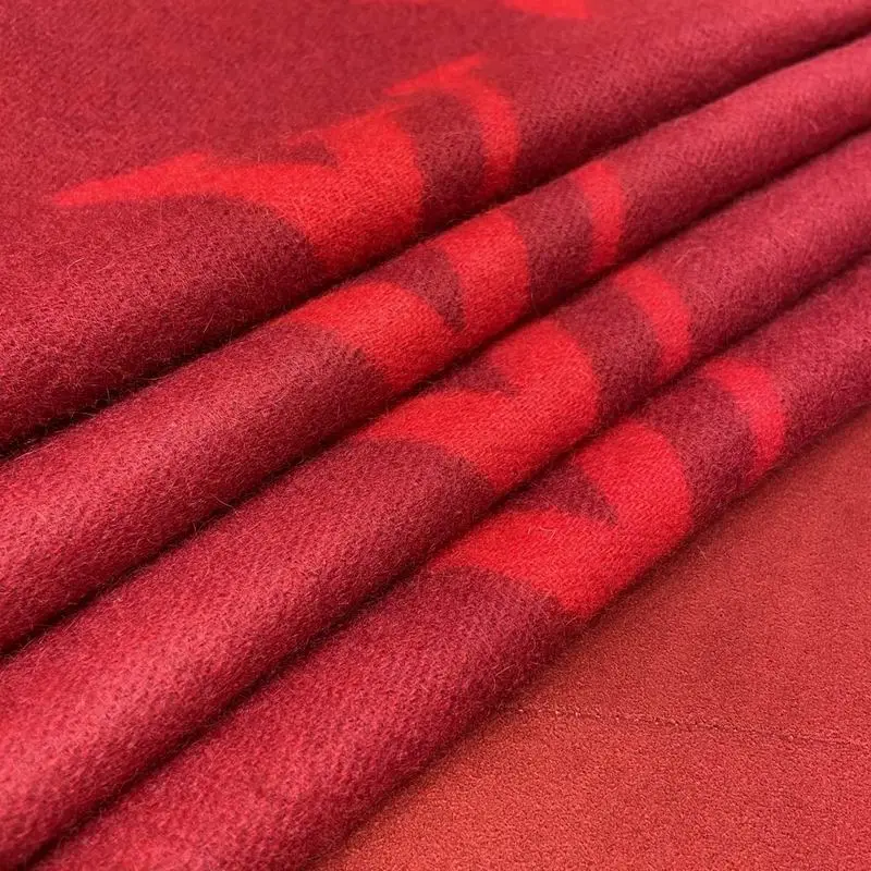 LV 190X45cm 100 羊绒 E (3)