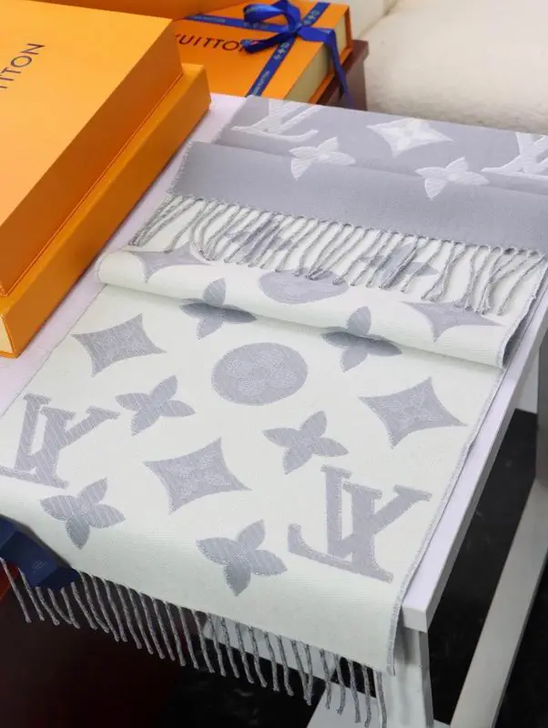 LV scarf 32X180cm E (1)