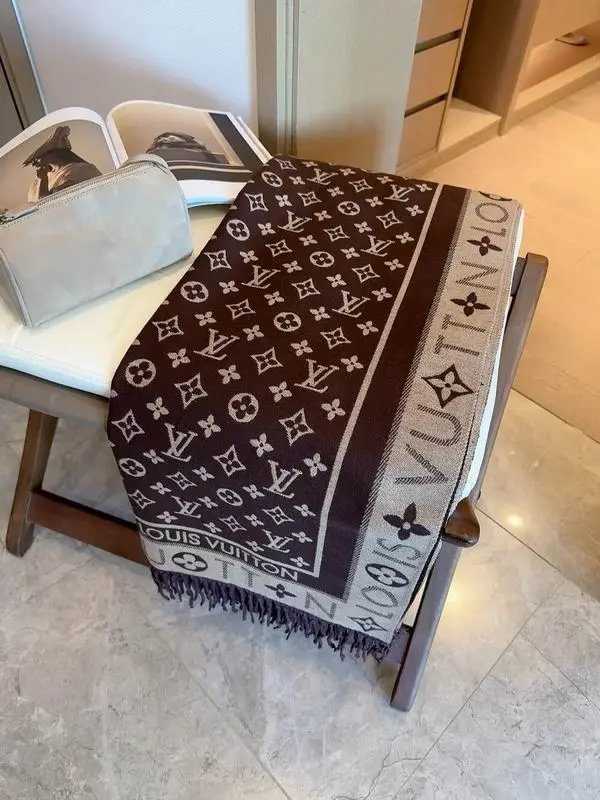 LV scarf 196X65cm E11 (26)