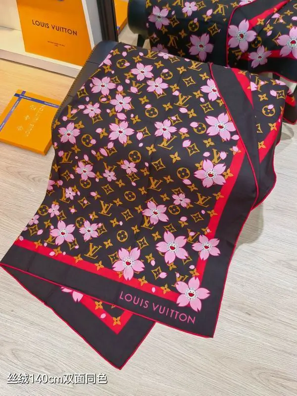 LV Scarf 140X140cm 70%羊绒30%真丝 E43 (16)