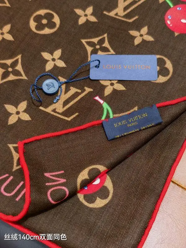 LV Scarf 140X140cm 70%羊绒30%真丝 E42 (15)