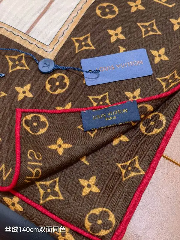 LV scarf 140X140cm 70%羊绒30%真丝 E15 (16)