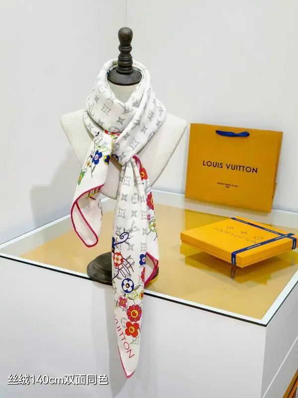 LV scarf 140X140cm 70%羊绒30%真丝 E48 (24)