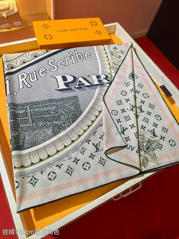 LV Scarf 140X140cm 70%羊绒30%真丝 E01 (18)