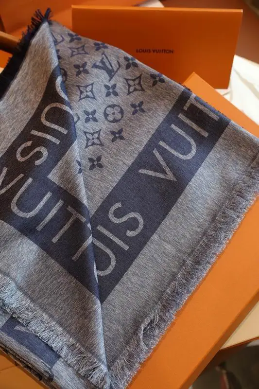 LV scarf 140X140cm 60%真丝 40%羊毛 E (18)