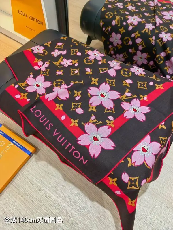 LV Scarf 140X140cm 70%羊绒30%真丝 E43 (16)