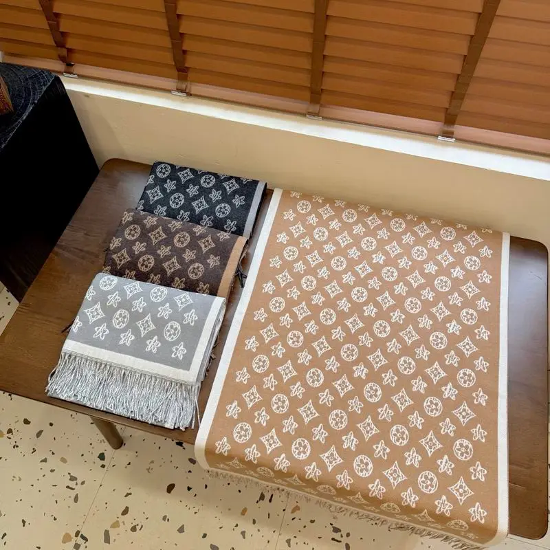 LV scarf 65X180cm E19 (8)