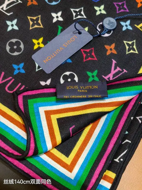 LV Scarf 140X140cm 70%羊绒30%真丝 E33 (16)