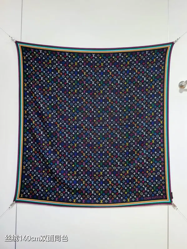 LV Scarf 140X140cm 70%羊绒30%真丝 E33 (16)