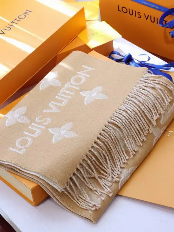 LV scarf 32X180cm E (1)