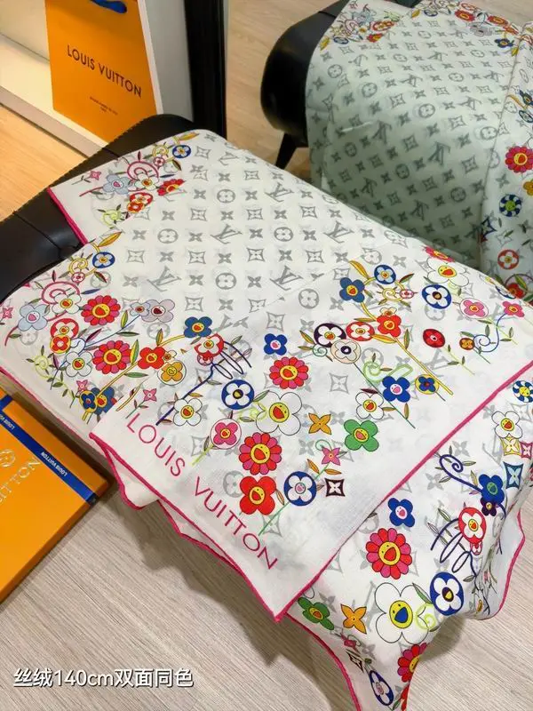 LV scarf 140X140cm 70%羊绒30%真丝 E48 (24)