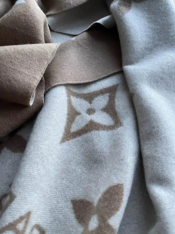 LV scarf 45X190cm E (30)