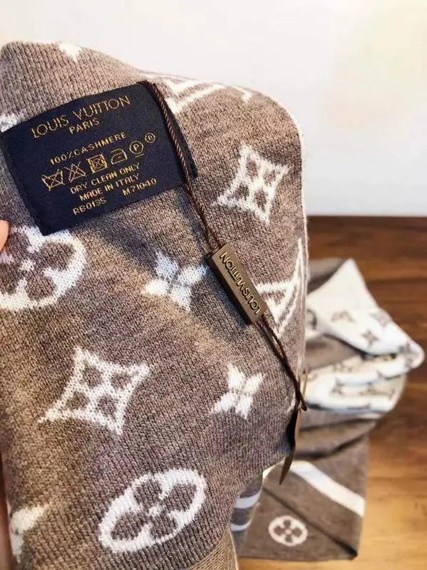 LV scarf 30X180cm E (1)