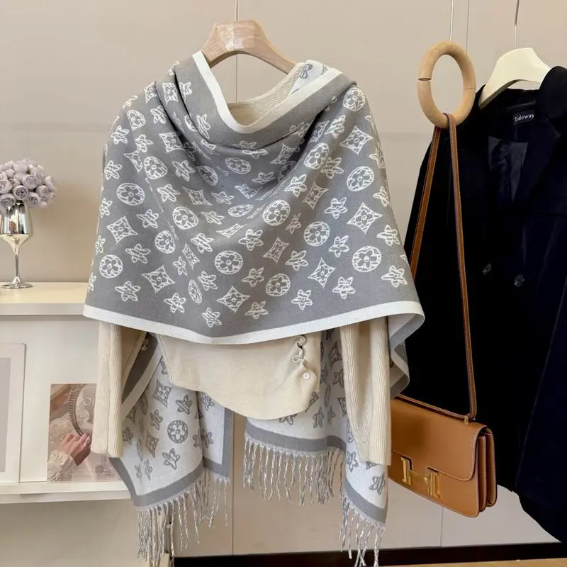 LV scarf 65X180cm E19 (8)