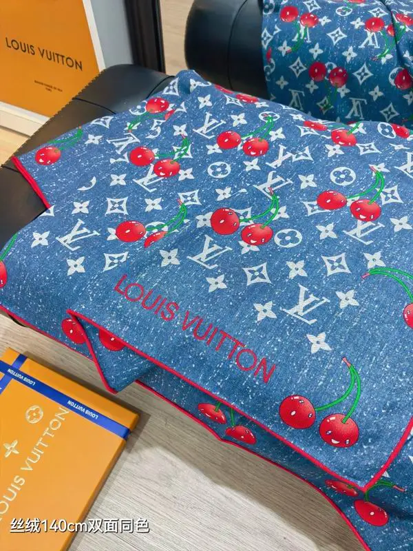 LV Scarf 140X140cm 70%羊绒30%真丝 E12 (28)