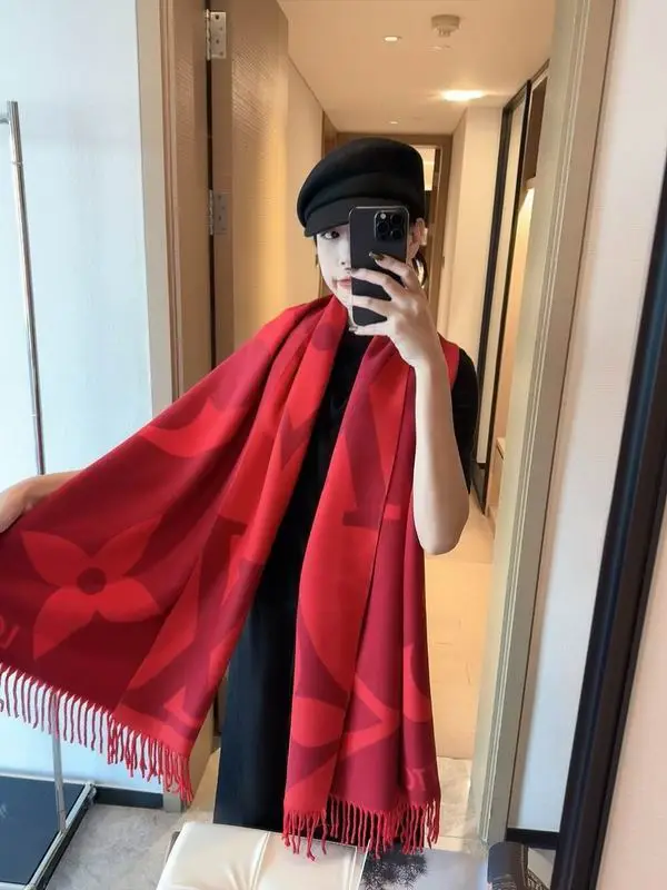 LV scarf 180X65cm E10 (26)