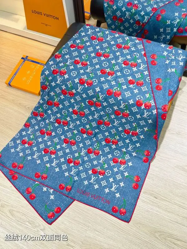 LV Scarf 140X140cm 70%羊绒30%真丝 E12 (28)