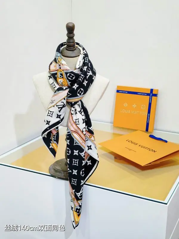 LV Scarf 140X140cm 70%羊绒30%真丝 E21 (16)