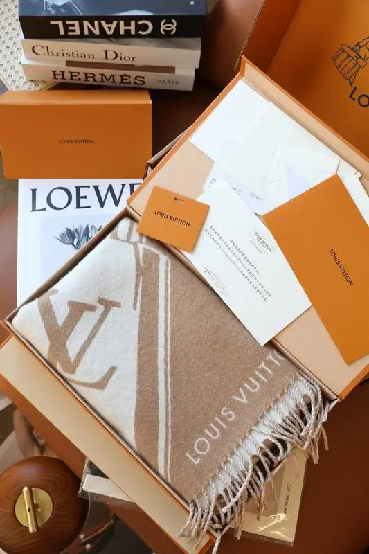 LV scarf 45X215cm 60%绵羊毛40%山羊绒 E09 (7)