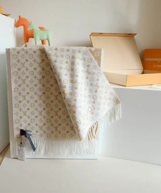 LV scarf 65X180cm E (8)