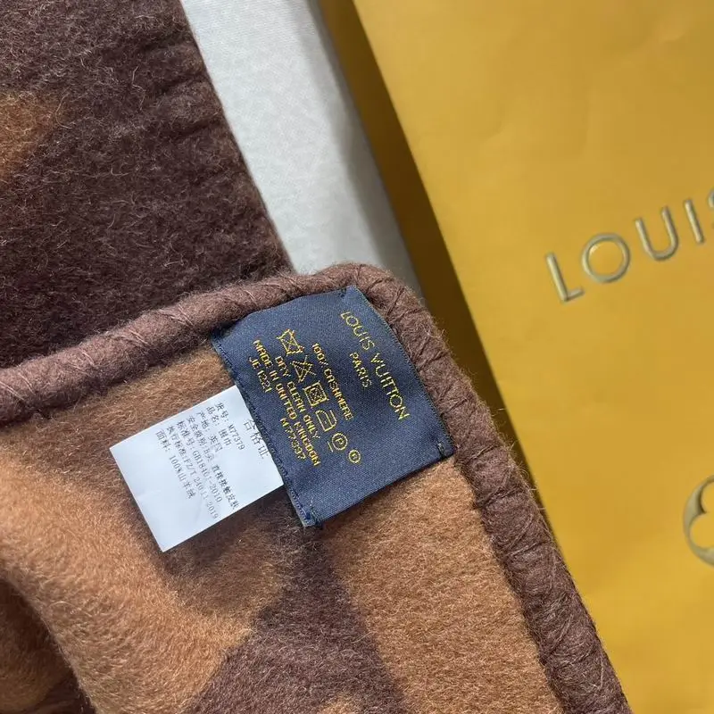 LV scarf 20X230cm E (35)
