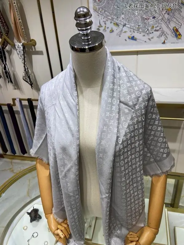LV Scarf 140X140cm 70%羊绒30%真丝 E26 (26)