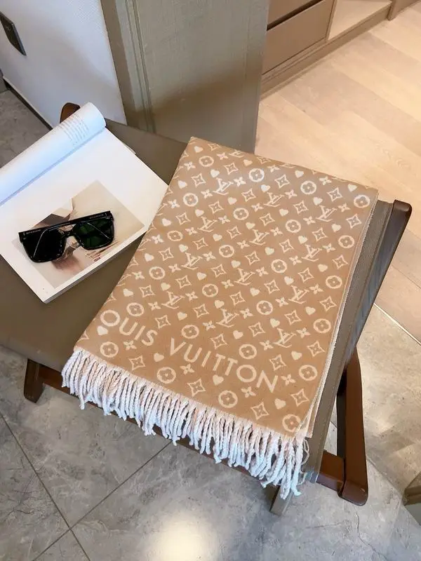 LV scarf 65X180cm E (18)