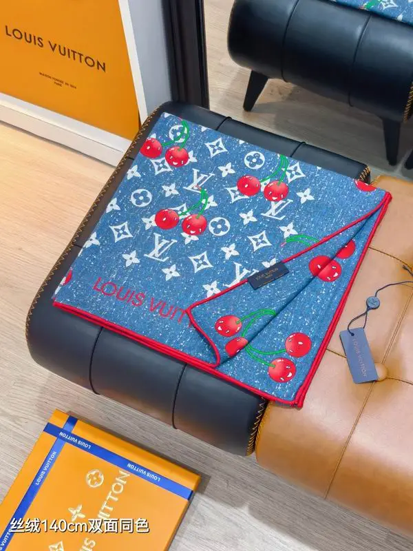 LV Scarf 140X140cm 70%羊绒30%真丝 E12 (28)