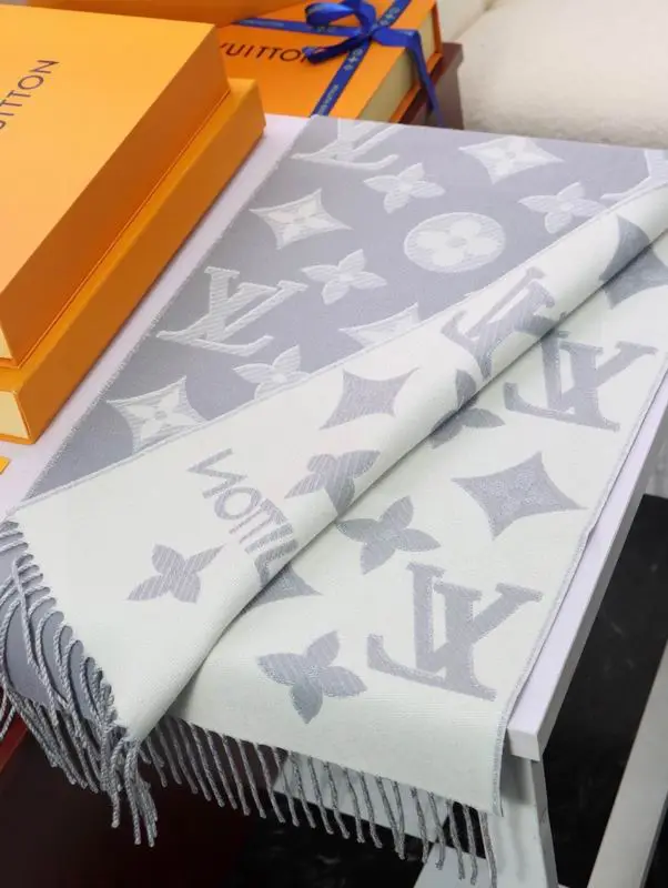 LV scarf 32X180cm E (1)