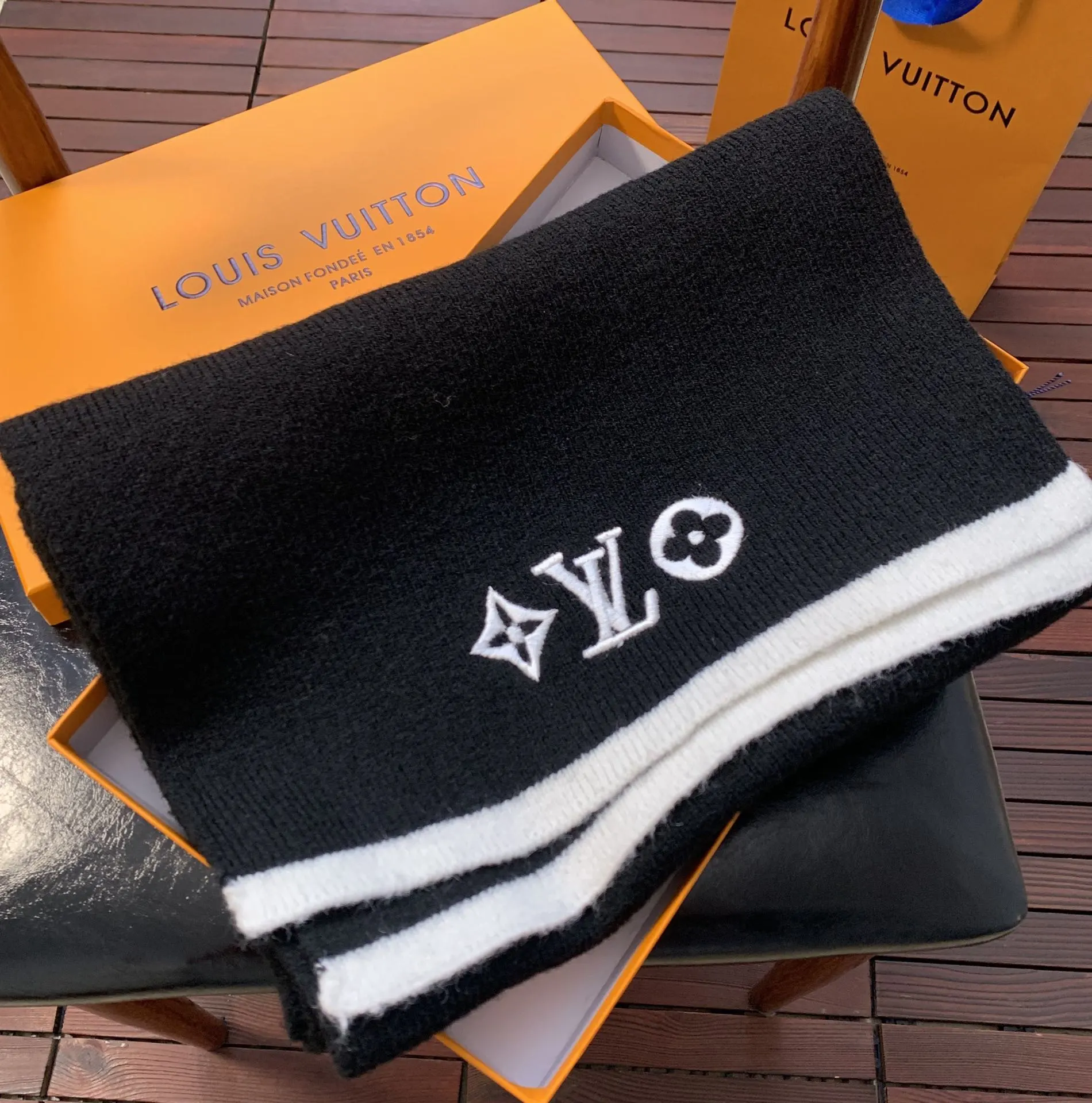 LV scarf 34X190cm 100%羊绒 E (11)