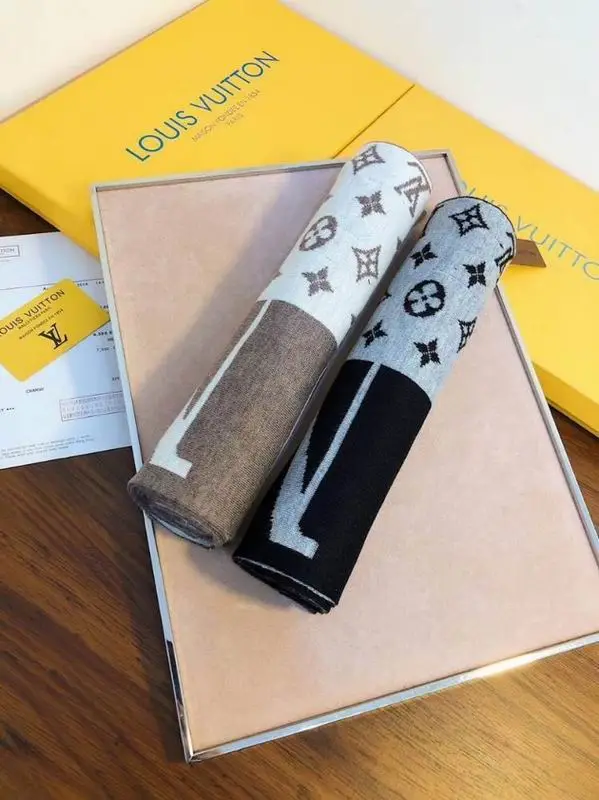 LV scarf 30X180cm E (1)