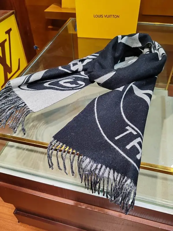 LV scarf 45X215cm 60%羊毛 40%山羊绒 E (16)