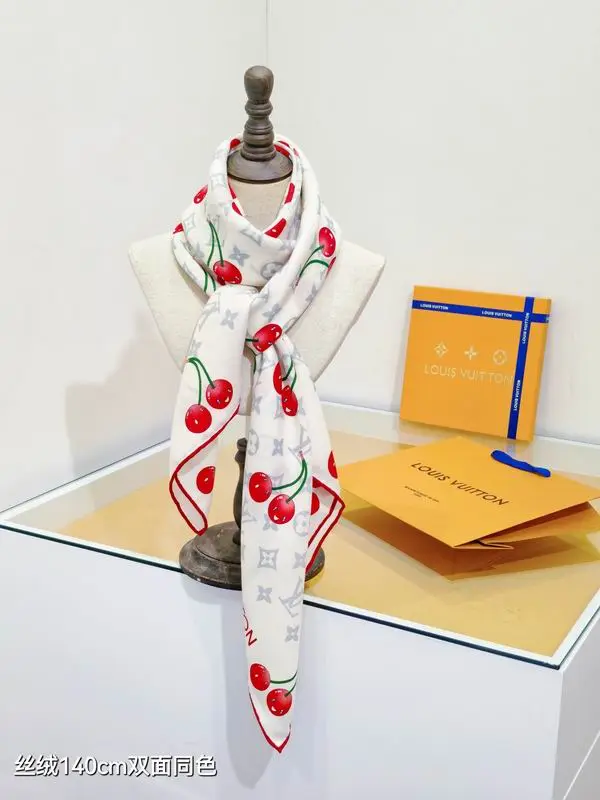 LV Scarf 140X140cm 70%羊绒30%真丝 E12 (28)