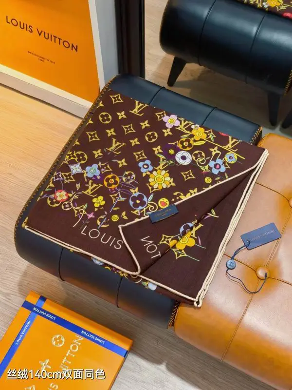 LV scarf 140X140cm 70%羊绒30%真丝 E48 (24)