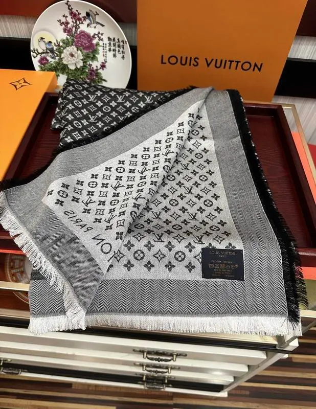 LV scarf 120X120cm 50%羊毛 50%羊绒 E (8)
